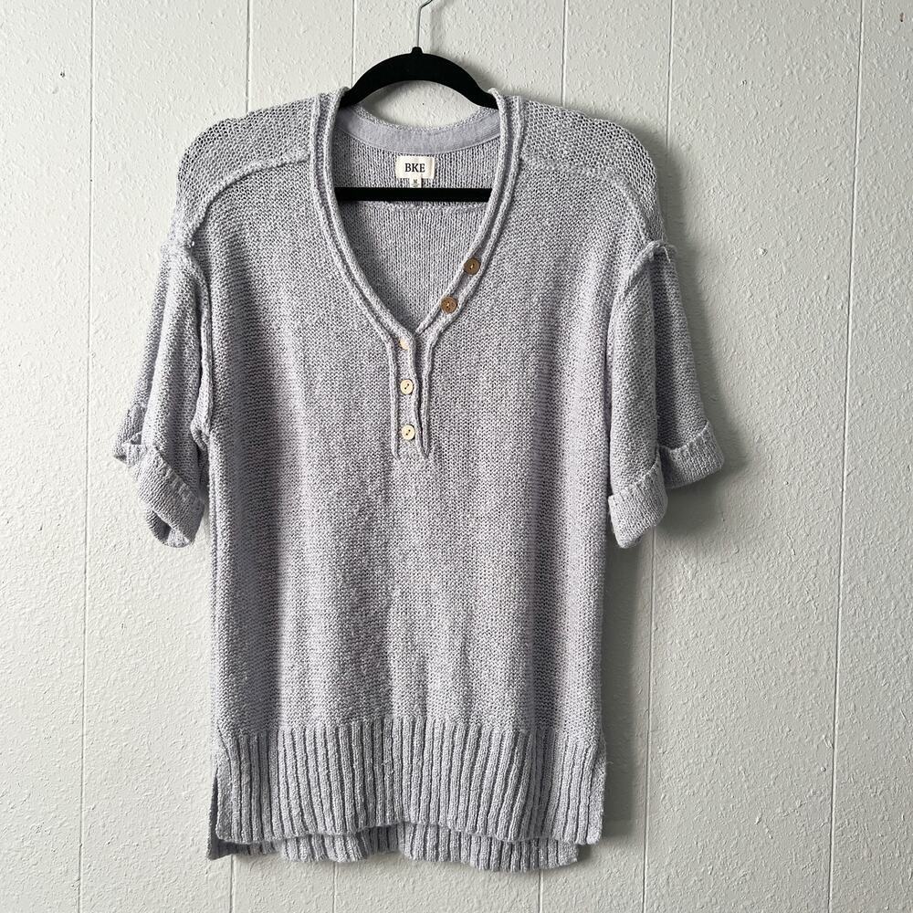 BKE Womens Sweater Medium Short Sleeve Boho Casual Minimalist Capsule Academia